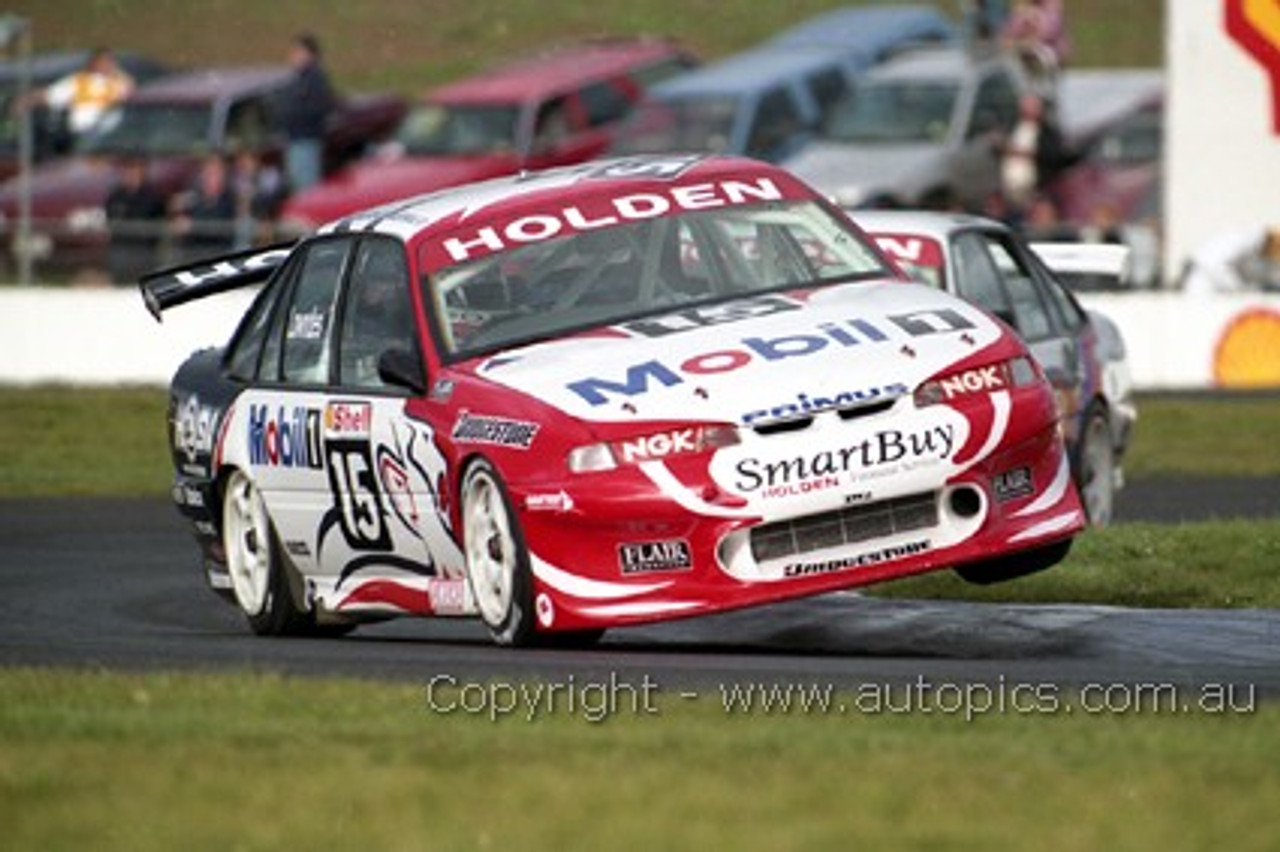 98208 - Craig Lowndes, Holden Commodore VS - Calder 1998 - Photographer Marshall Cass