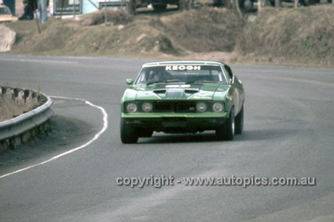 77061 - Jim Keogh, Falcon - Amaroo Park 1977 - Photographer Neil Stratton