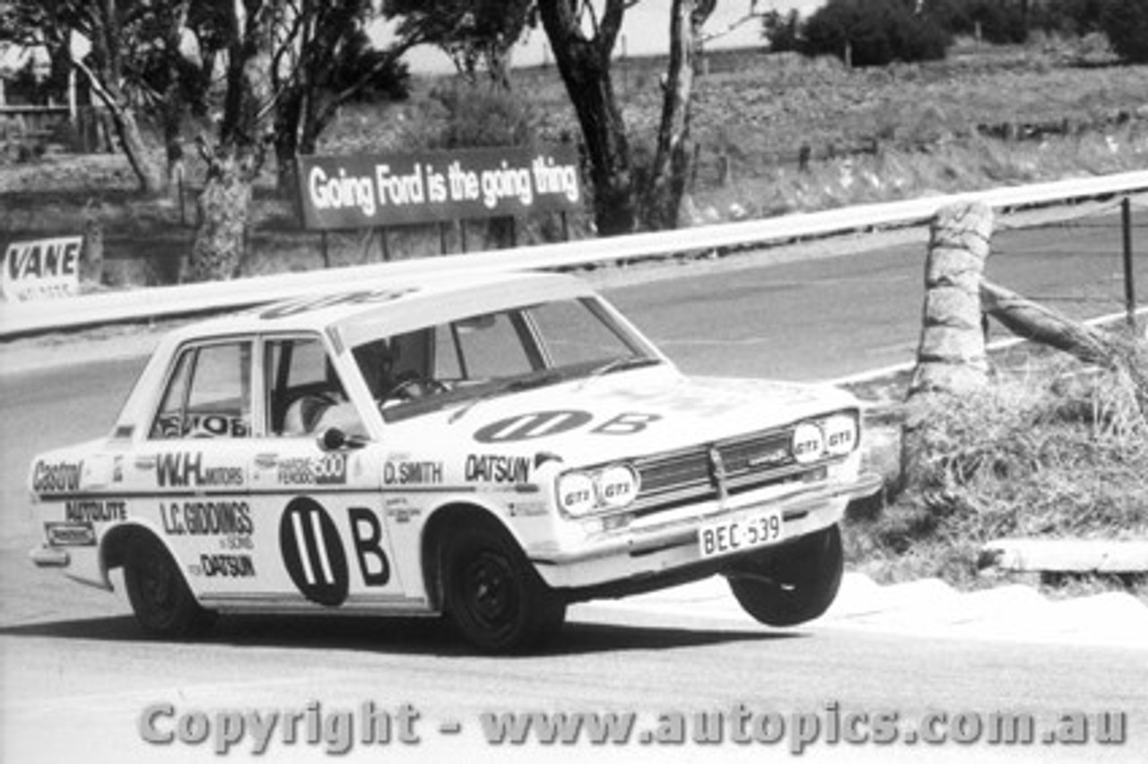 72807 - B. Bassingwaighte & R. Hanger, Ford Escort T/C - Bathurst 1972- Photographer Lance J Ruting