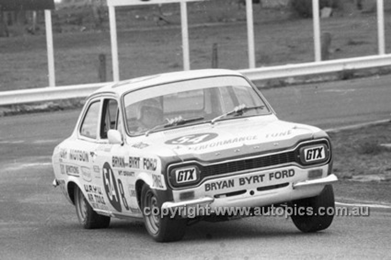 72808 - Lyndon Arnel, Ford Escort T/C - Bathurst 1972- Photographer Lance J Ruting