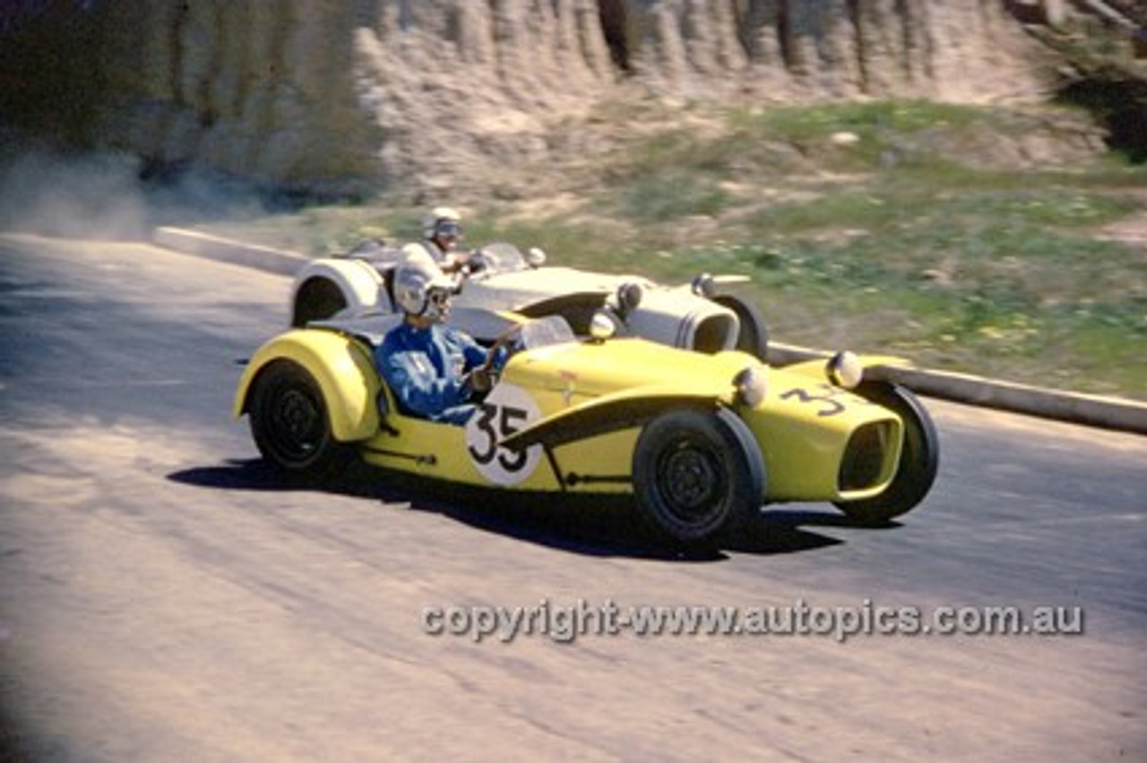 620021 -  S. Howard & J. Sapir, Nota Sportsmans- Hume Weir 23rd September 1962 - Photographer Bruce Wells.