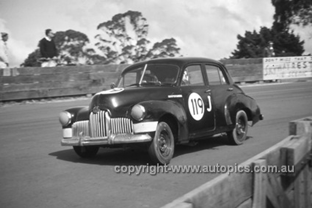 Warren Weldon, Holden FX - Catalina Park Katoomba  1963 - Photographer Bruce Wells.