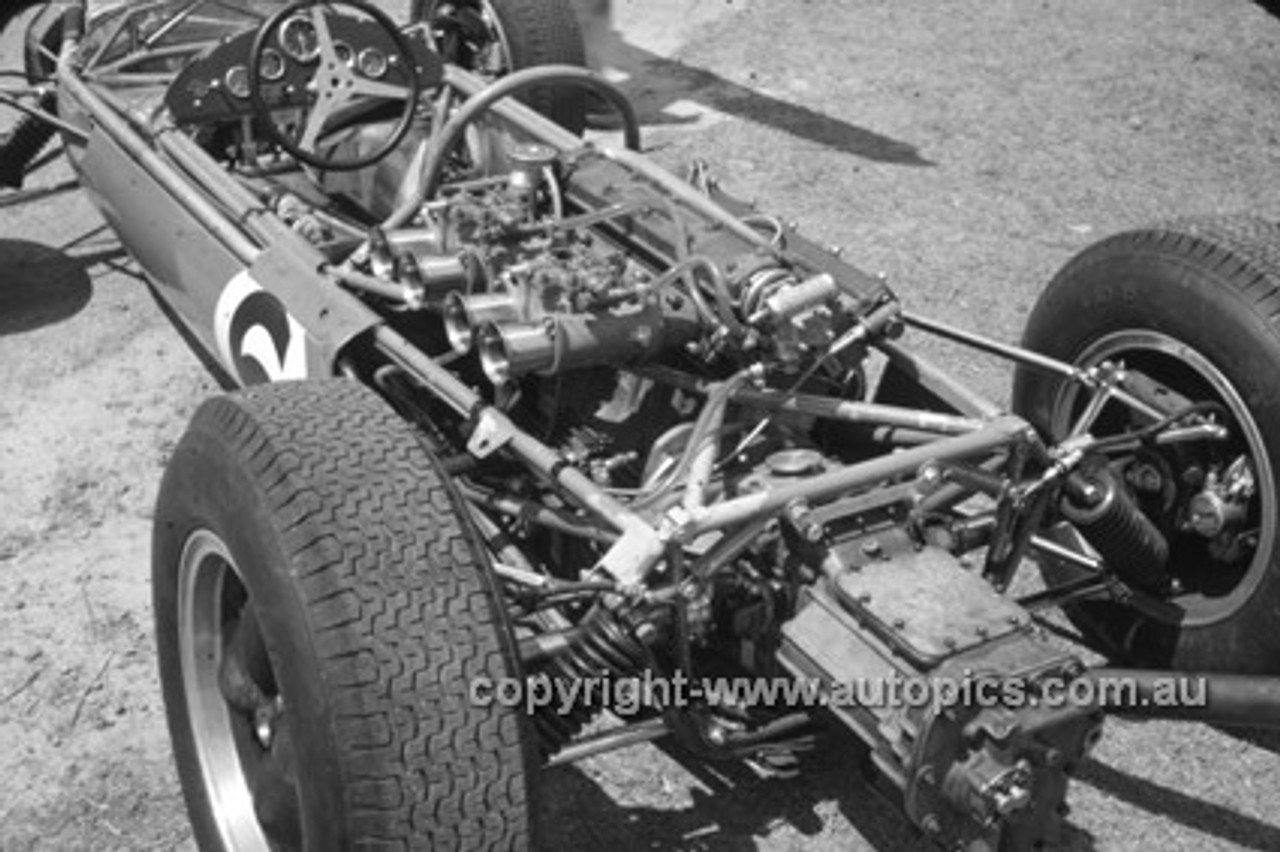 630042 - Bib Stillwell, Brabham - Lakeside International 1963 - Photographer Bruce Wells.