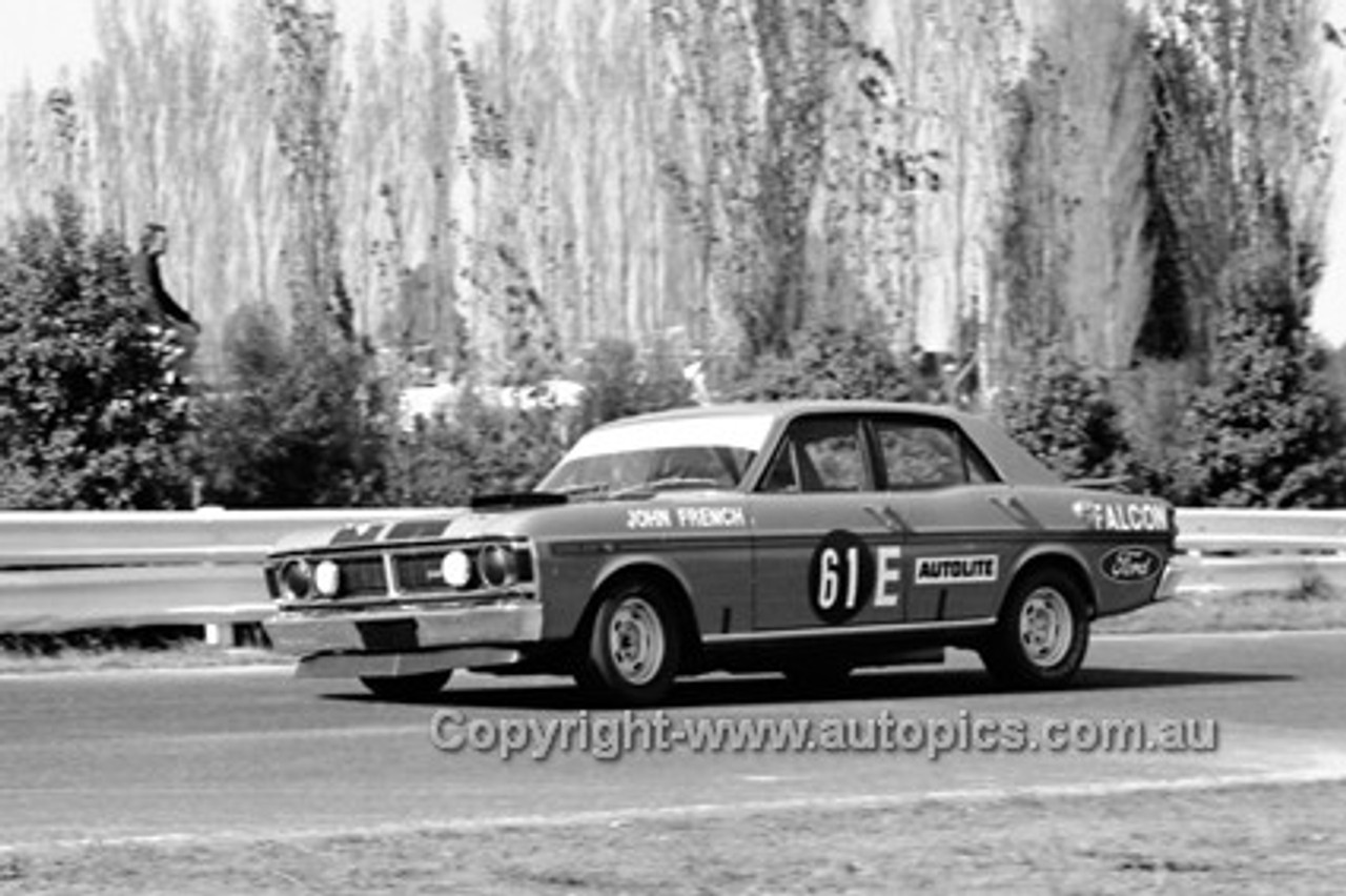 71288 - John French, Falcon XW - Sandown 250 1971 - Photograper Peter D'Abbs