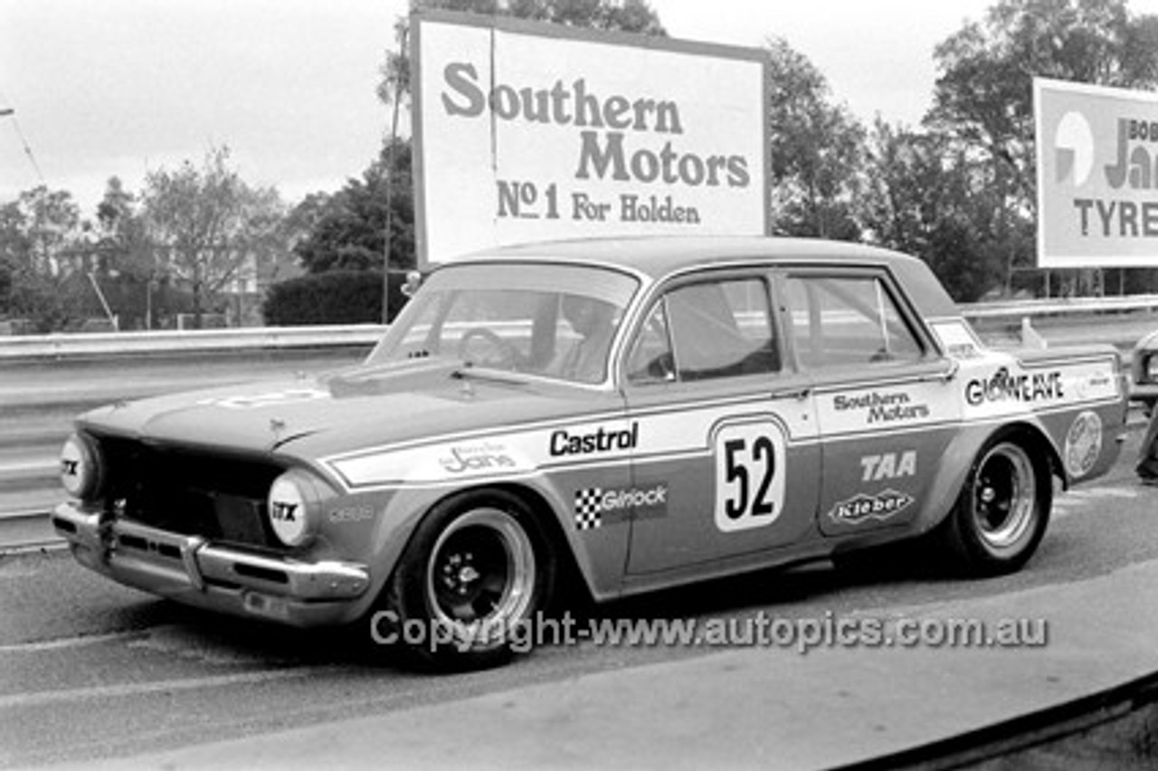 74148 - Ron Harrop, EH Holden - Sandown 1974 - Photographer Darren House