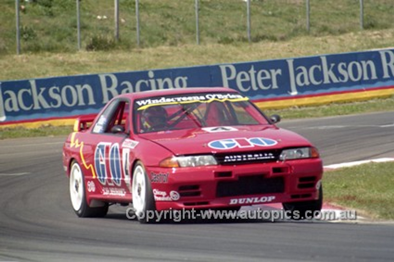 92749  - M. Gibbs / R. Onslow - Nissan GTR -  Bathurst 1992 - Photographer Ray Simpson