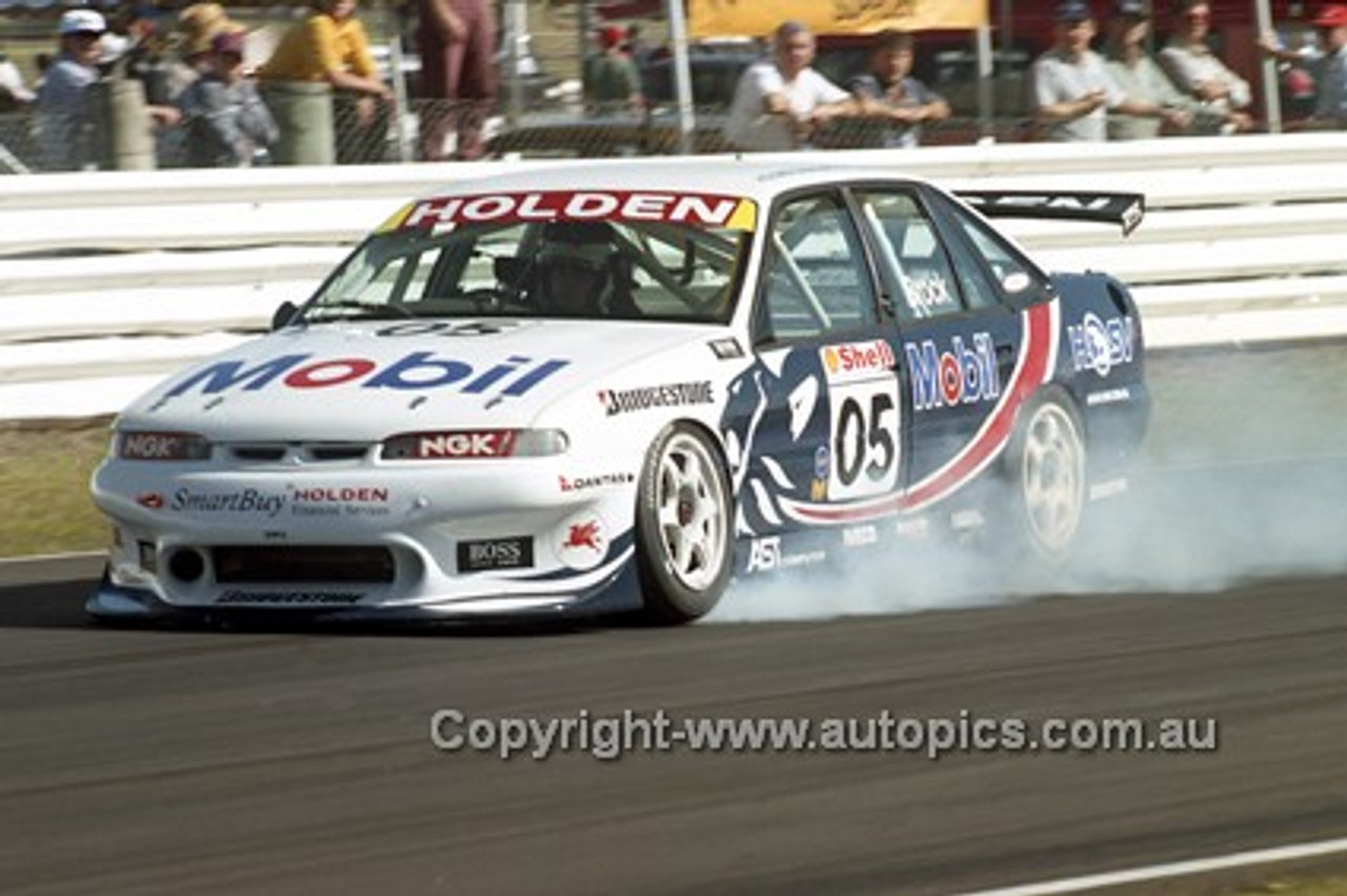 97011 - Peter Brock, Commodore VS - Lakeside 1997 - Photographer Marshall Cass