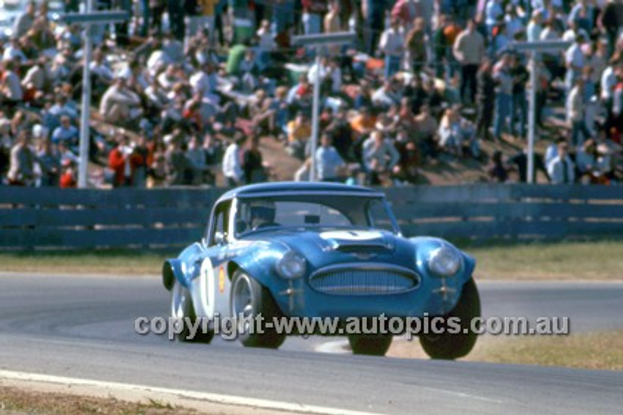 Ross Bond, Austin Healey - Oran Park 1969 - Photographer Russell Thorncraft