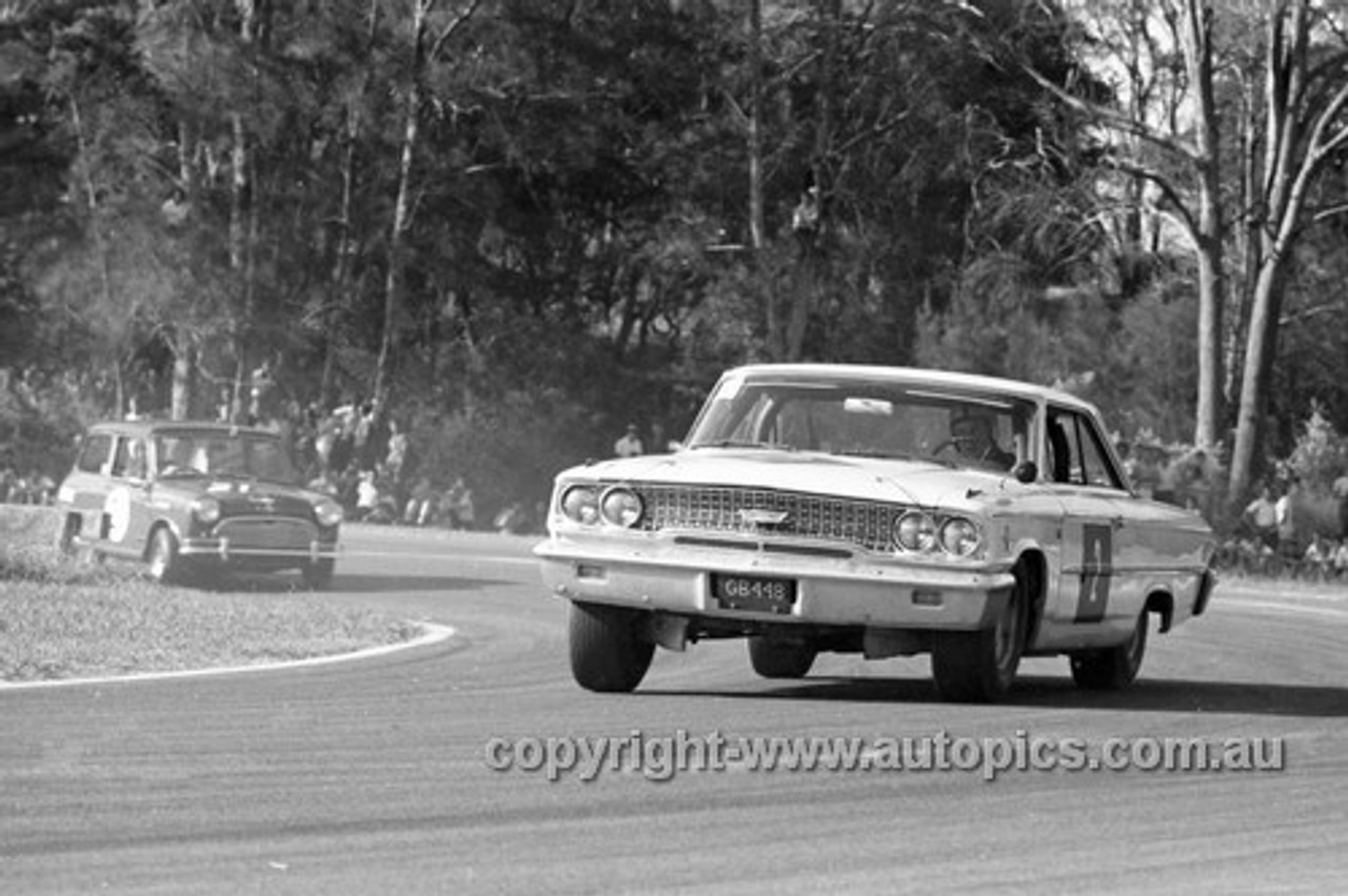 65114 - Gawaine Baillie, Ford Galaxie  - Warwick Farm 1965- Photographer Bruce Wells