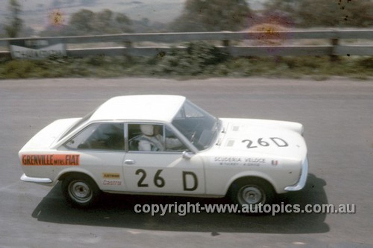 68759  -  Bill Tuckey / Allan Grice Fiat 124 Sport -  Hardie Ferodo 500 Bathurst 1968 - Photographer Geoff Arthur