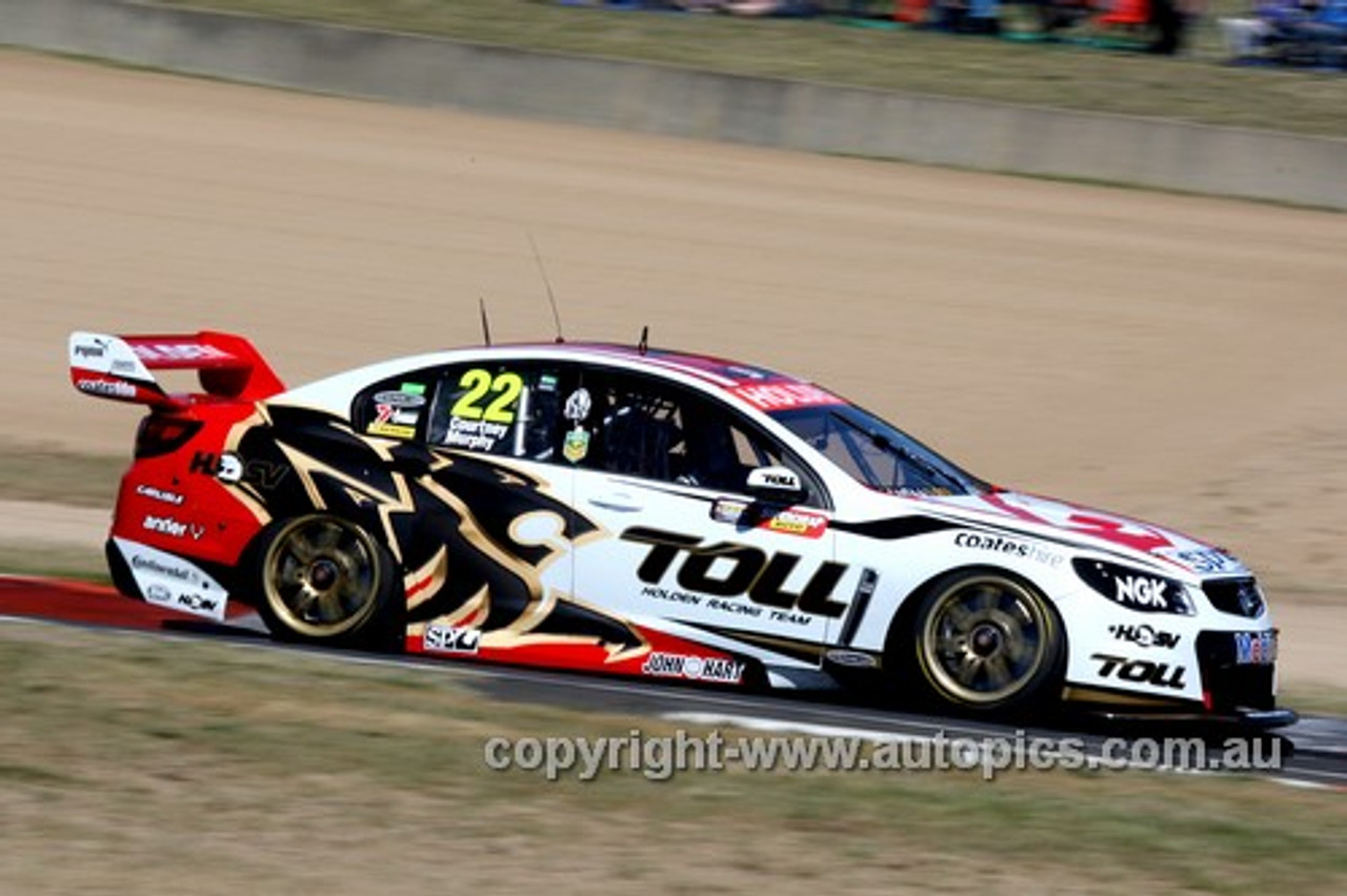 13756 - J. Courtney / G. Murphy  Holden Commodore VF - Bathurst 1000 - 2013 - Photographer Craig Clifford