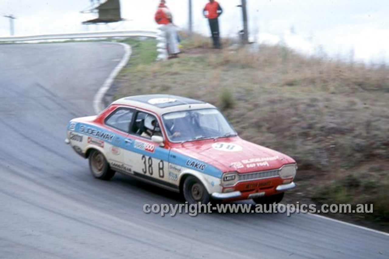 72868 - Lakis Manticas & Pat Hogan, Ford Escort Twin Cam - Hardie Ferodo 500 Bathurst 1972