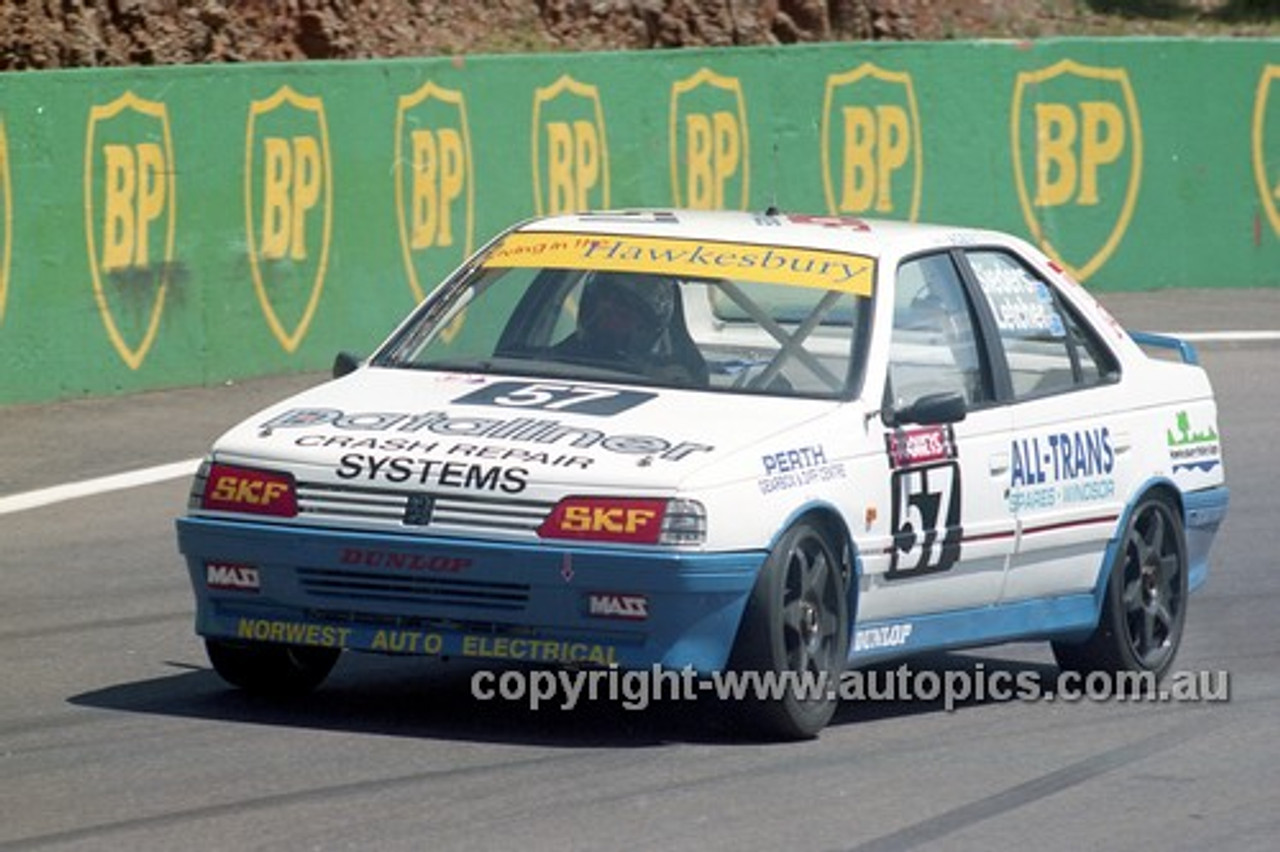 94835  - Bill Sieders / Allan Letcher, Peugeot 405  - Tooheys 1000 Bathurst 1994 - Photographer Marshall Cass