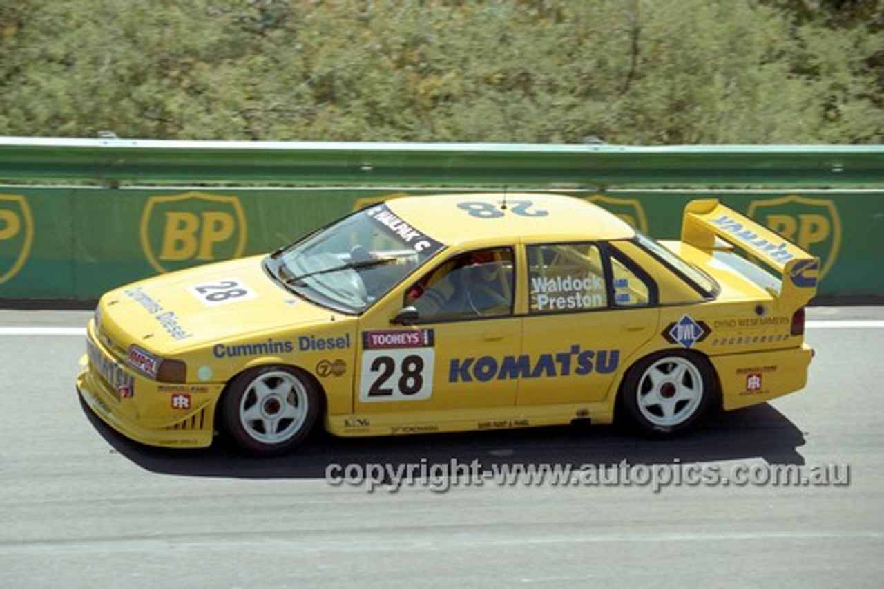 94847  - Kevin Waldock / Michael Preston, Falcon EB  - Tooheys 1000 Bathurst 1994 - Photographer Marshall Cass