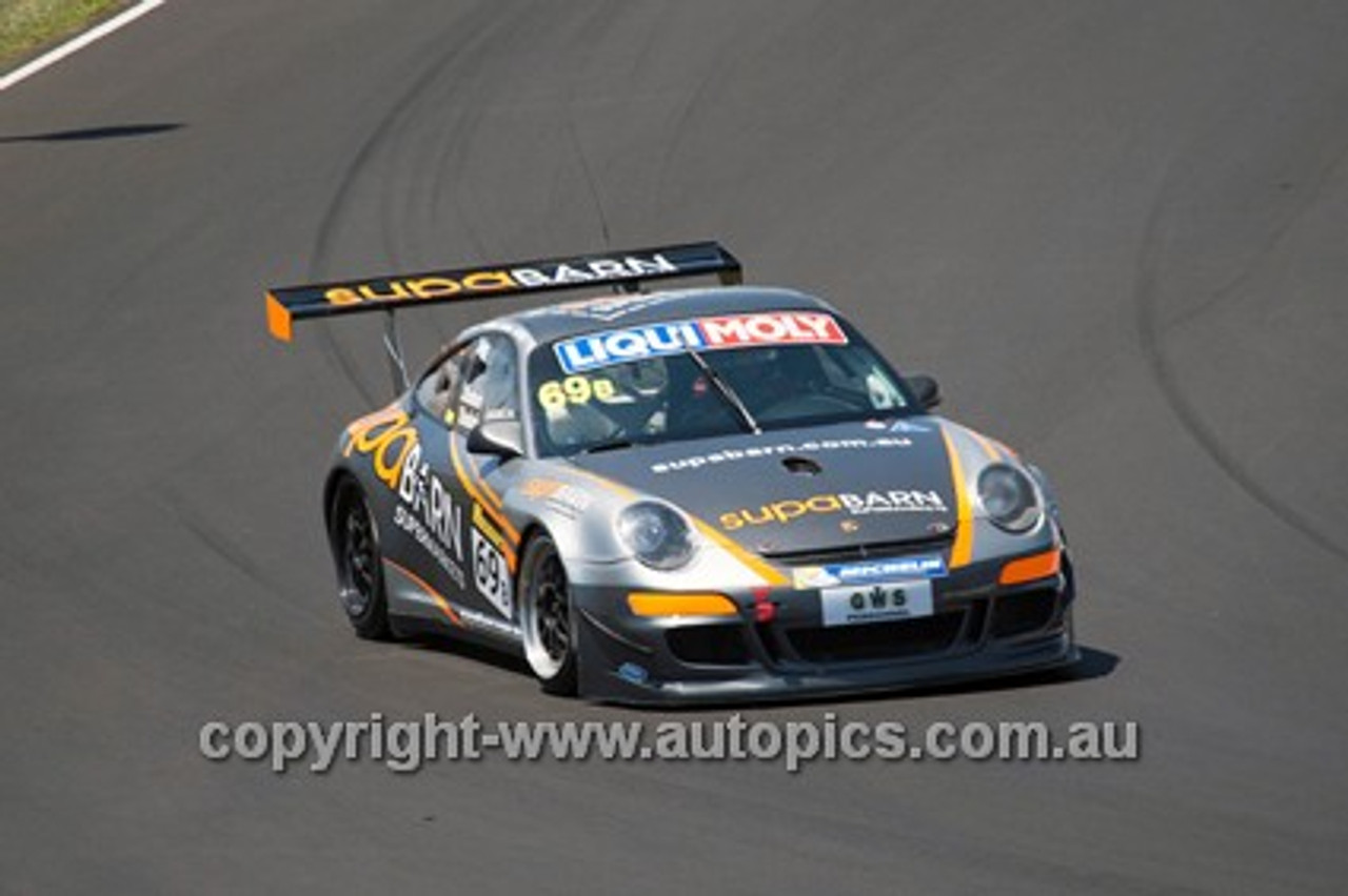 14015 - T. Koundouris / S. Owen / M. Twigg - Porsche 911 GT3 Cup - 2014 Bathurst 12 Hour  - Photographer Jeremy Braithwaite