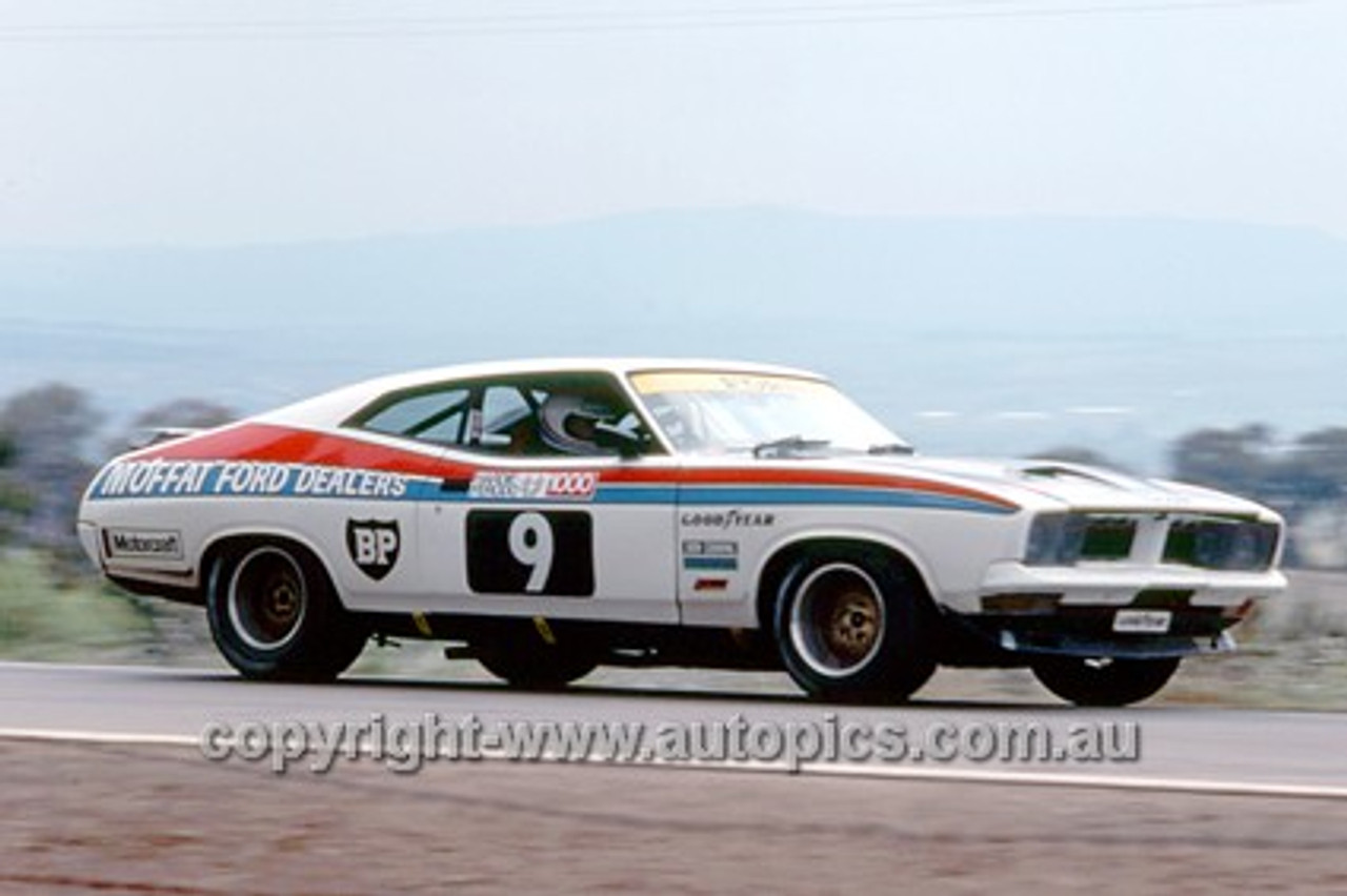 76825  - Allan Moffat & Vern Schuppan  Ford Falcon XB GT -  Bathurst 1976