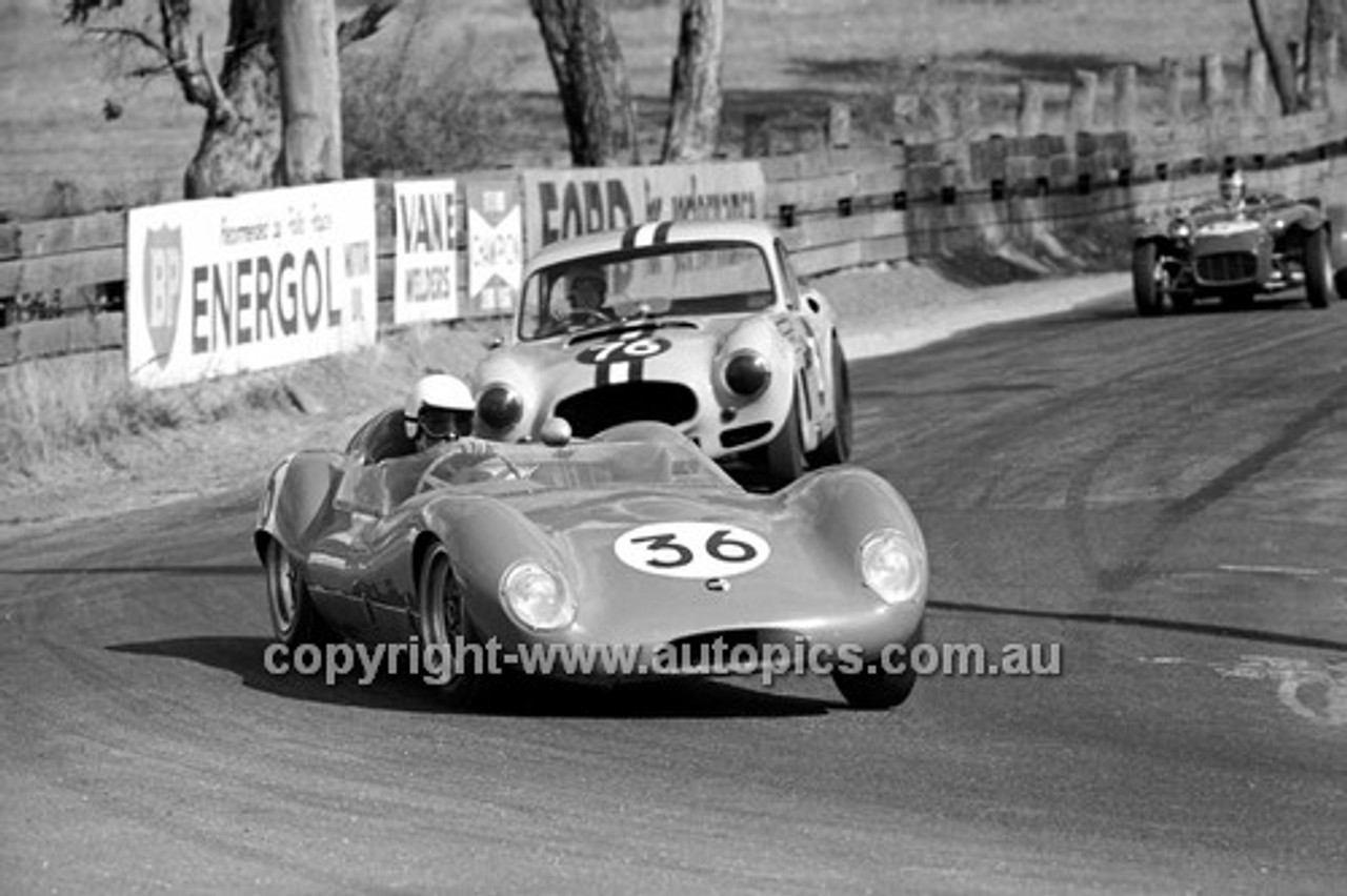 65493 - Frank Demuth, Lola & Kevin Walters, Buckle  - 19th April 1965 - Bathurst