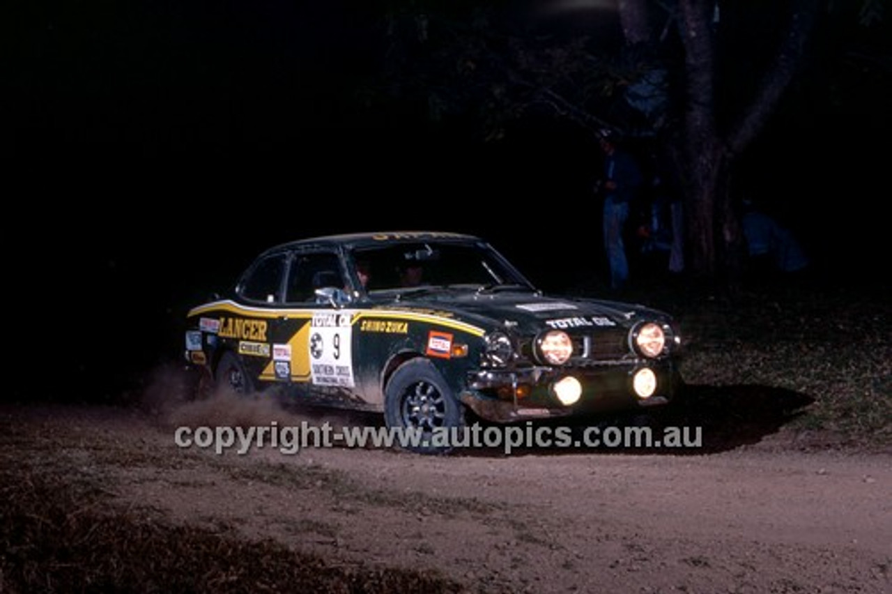 77944 - Kenjiro Shinozuka & Garry Connely, Mitsubishi Lancer - 1977  Southern Cross Rally - Photographer Lance J Ruting