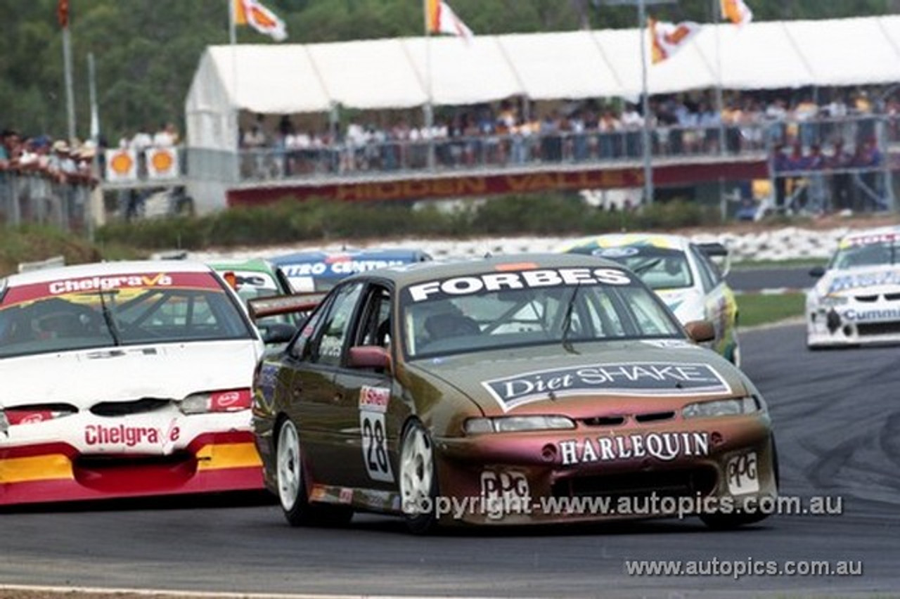 99368 - Bob Forbes, Holden Commodore VS - Hidden Valley Raceway, Darwin 1999 - Photographer Marshall Cass