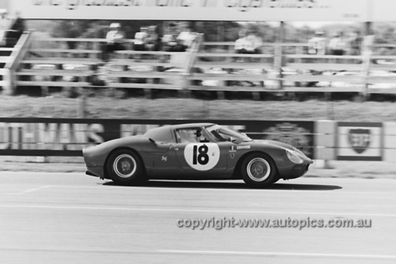 68490 - Ian & Leo Geoghegan, Ferrari 250LM - 1968 Surfers Paradise 6 hour