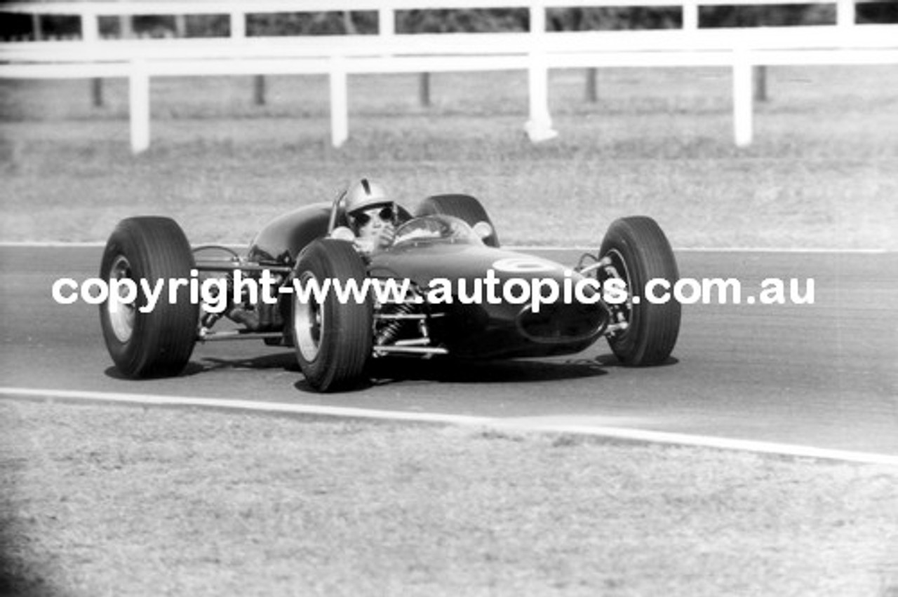 64501 - B.Stillwell  -   Brabham Climax - Warwick Farm 1964 - Photographer Lance Ruting