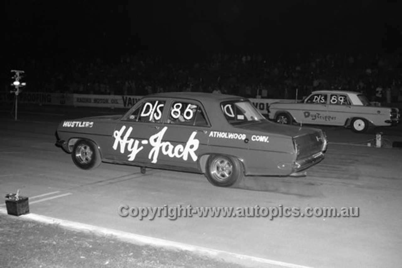 67908 - Hy Jack, Holden HR  - Surfers Paradise Drags 26th August 1967 - Photographer Lance J Ruting