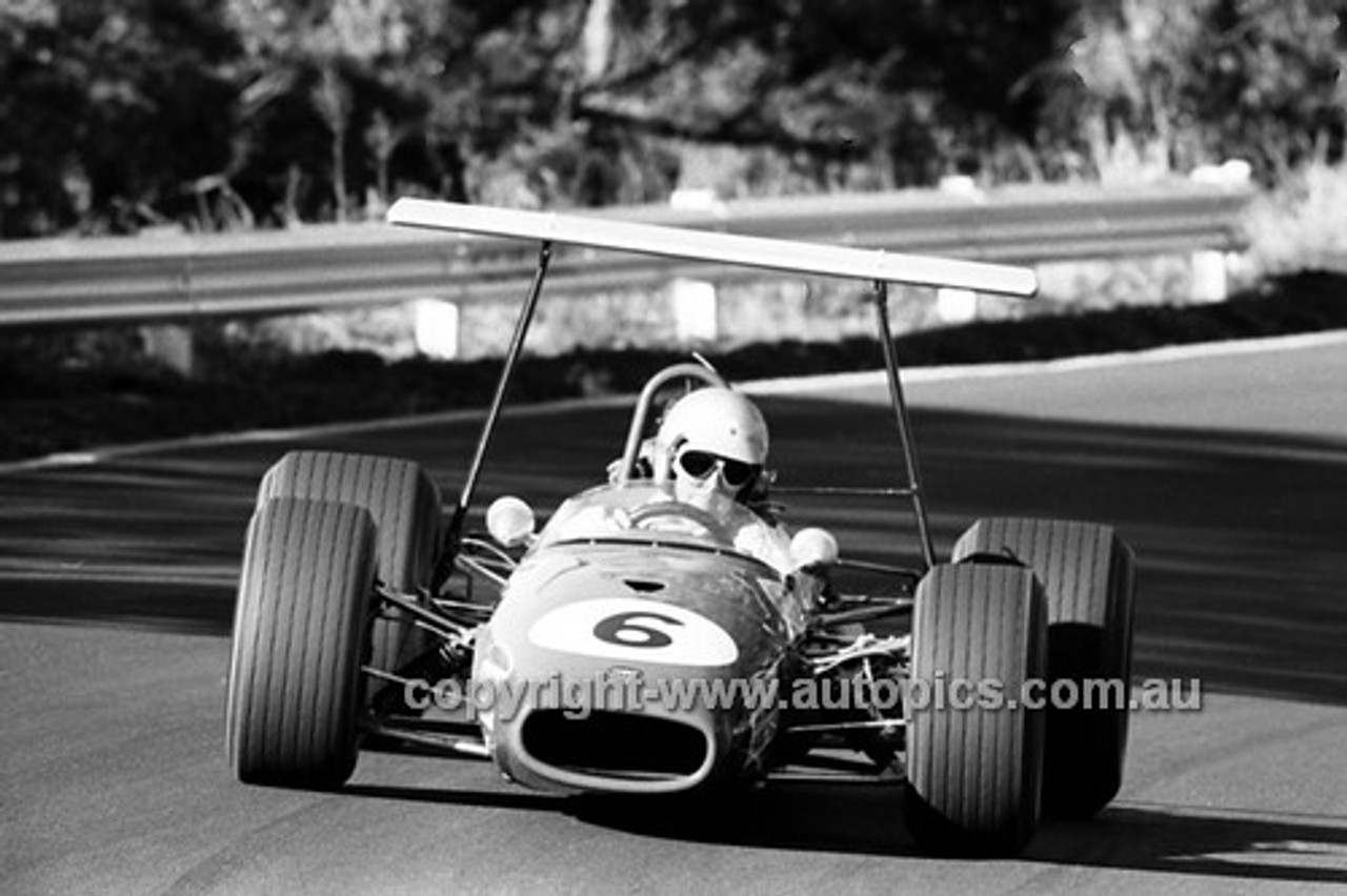 69228 - Jack Brabham, Brabham BT31 Repco V8 - Bathurst Easter 1969