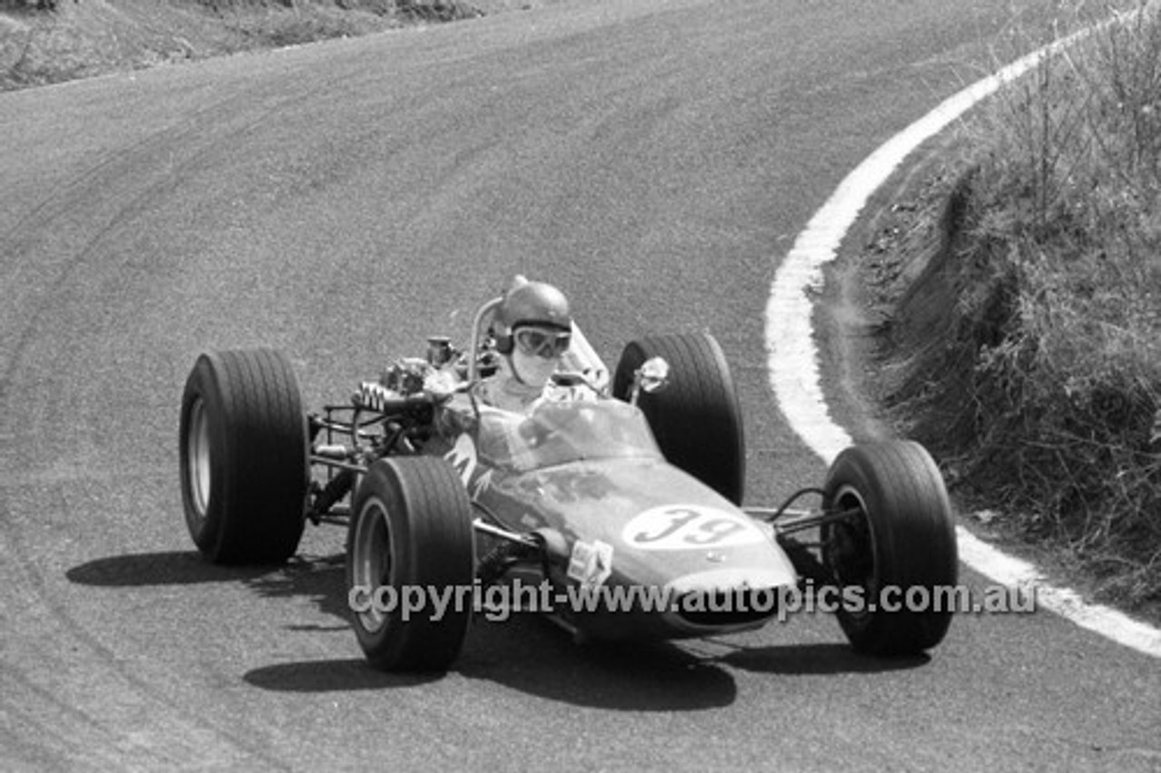 70906 - I. Adams, Elfin Ford -   Hardie Ferodo 500, Bathurst, 1970 - Photographer - Lance J Ruting