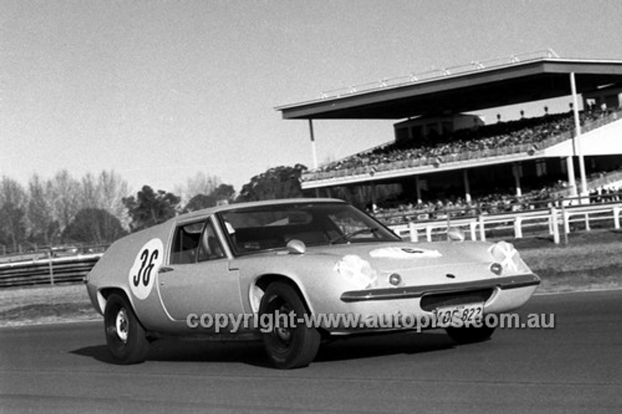 701036 - Harvey Ashton, Lotus Europa S2 -  Warwick Farm 12th July 1970 - Photographer Lance J Ruting