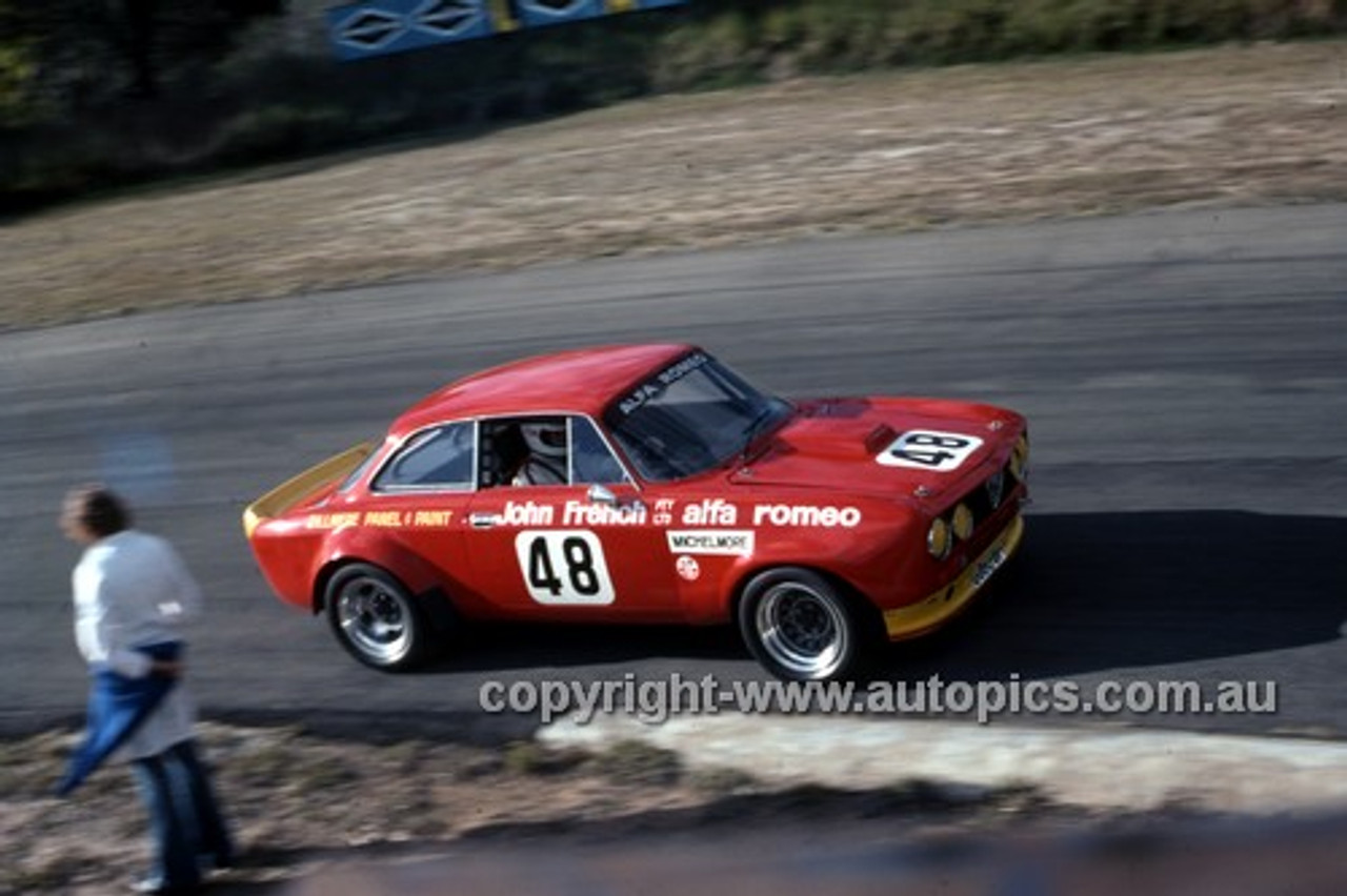 75077 - Brian Michelmore, Alfa Romeo GTV - Lakeside 1975 - Photographer Martin Domeracki