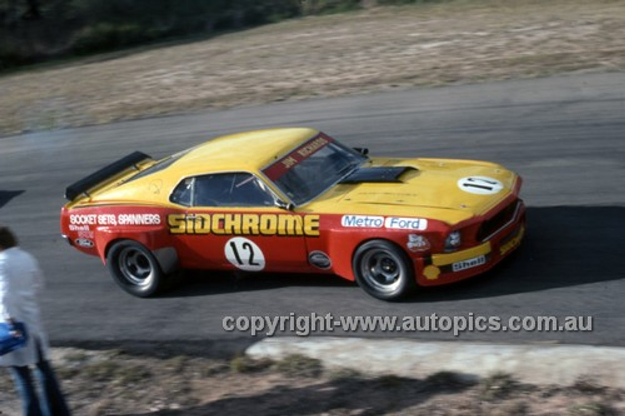 75074 - Jim Richards, Mustang - Lakeside 1975 - Photographer Martin Domeracki