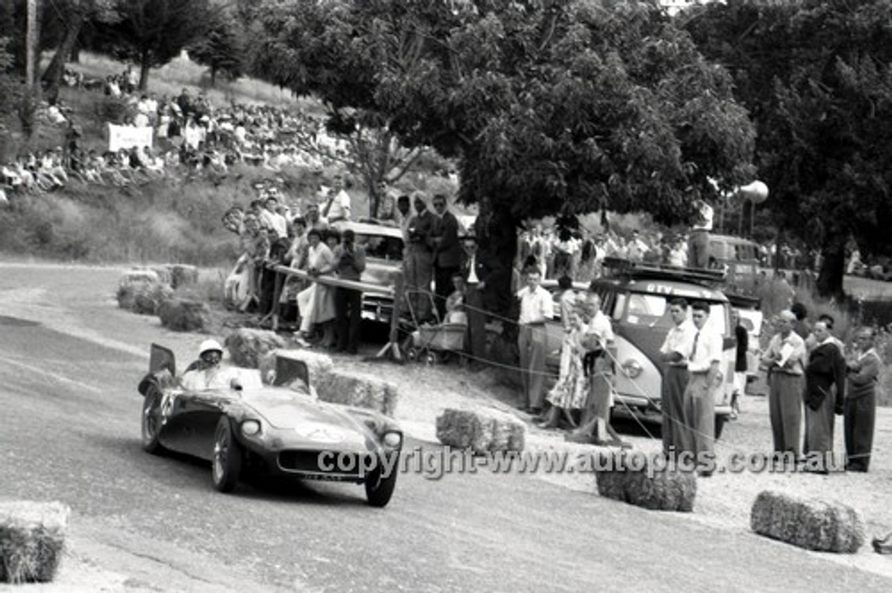 59123 -  Lou Molina, Monza - Hepburn Springs  1959 - Photographer Peter D'Abbs