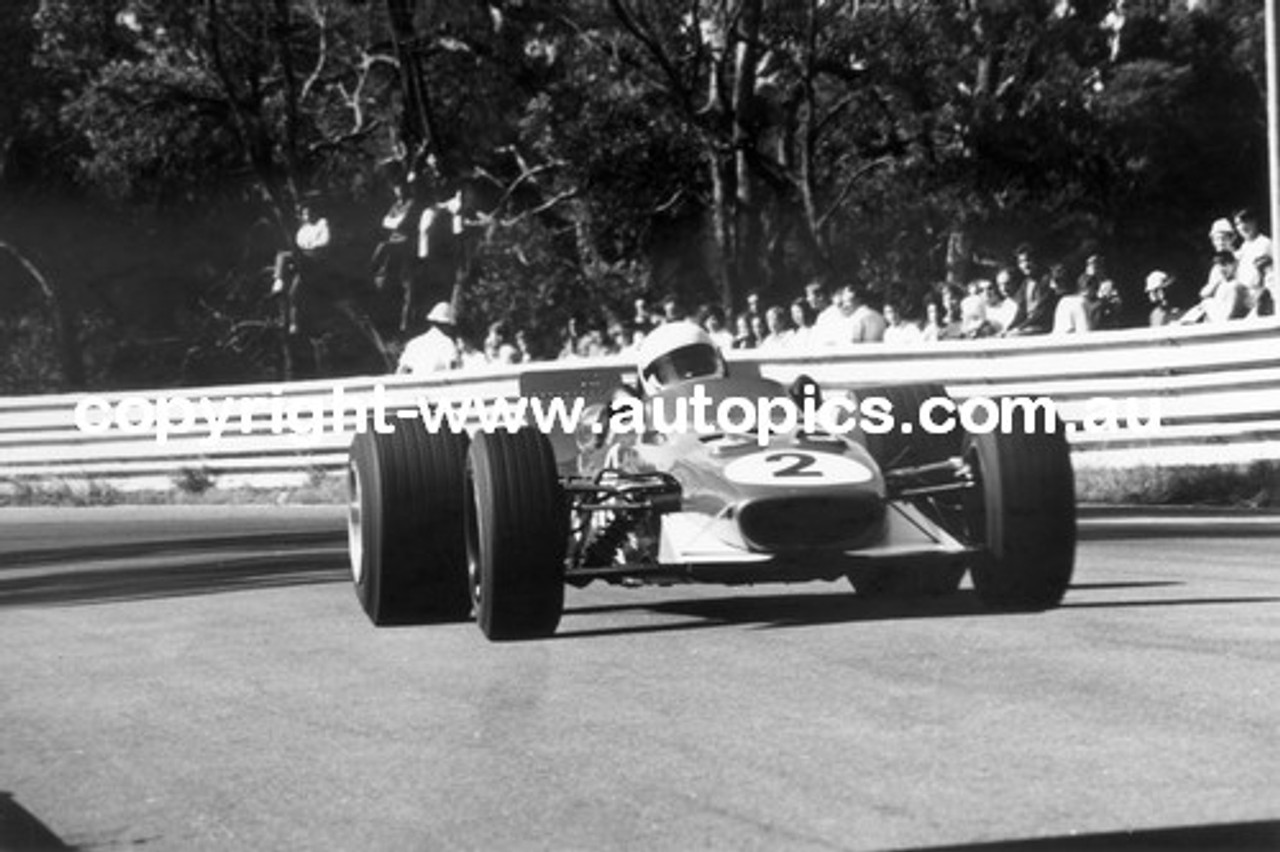 Niel Allen - McLaren M4A FVA  -  Warwick Farm 1969