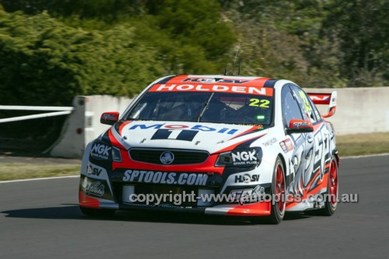 14040 - James Courtney & Greg Murphy, Holden VF Commodore - 2014 Supercheap Auto Bathurst 1000 - Photographer Craig Clifford