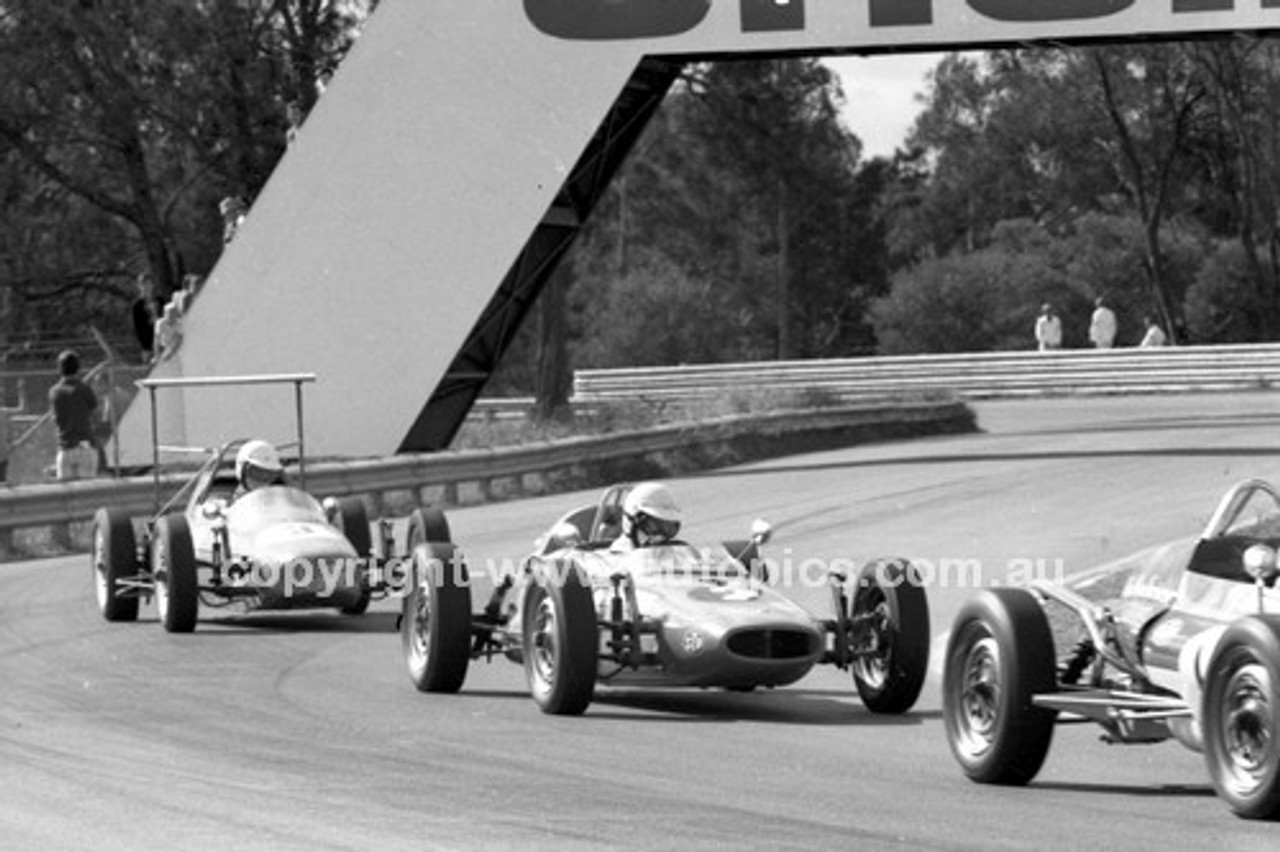 69276 - A. Revell, Standfast Vee - Warwick Farm 1969 - Photographer Lance J Ruting.