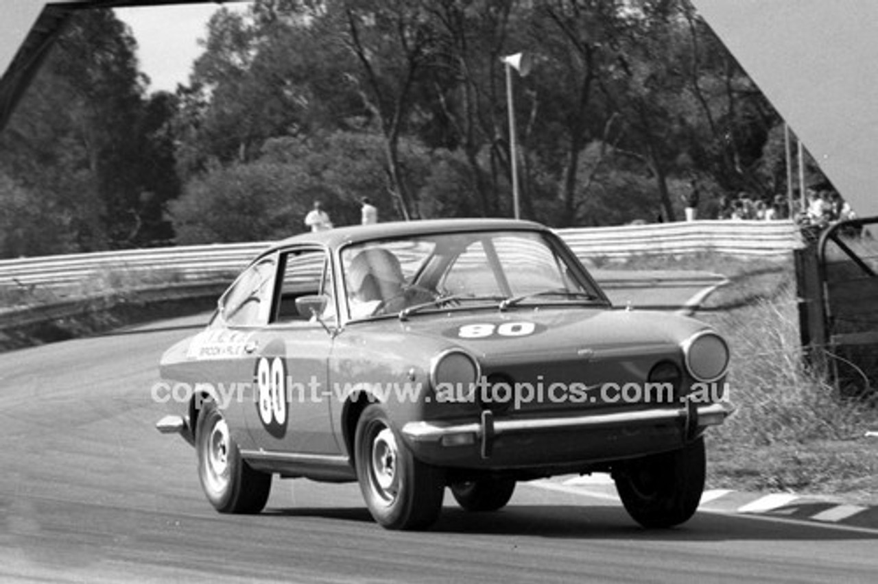 69292 - G. Leggatt, Fiat 850 Sports - Warwick Farm 1969 - Photographer Lance J Ruting.