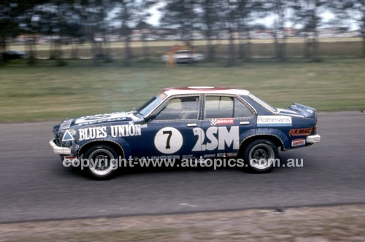 76109 - Jack Brabham, LH Torana SLR 5000 L34 - Lakeside 1976 -  Martin Domeracki Collection