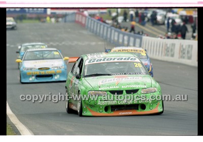 FIA 1000 Bathurst 19th November 2000 - Photographer Marshall Cass - Code 00-MC-B00-022