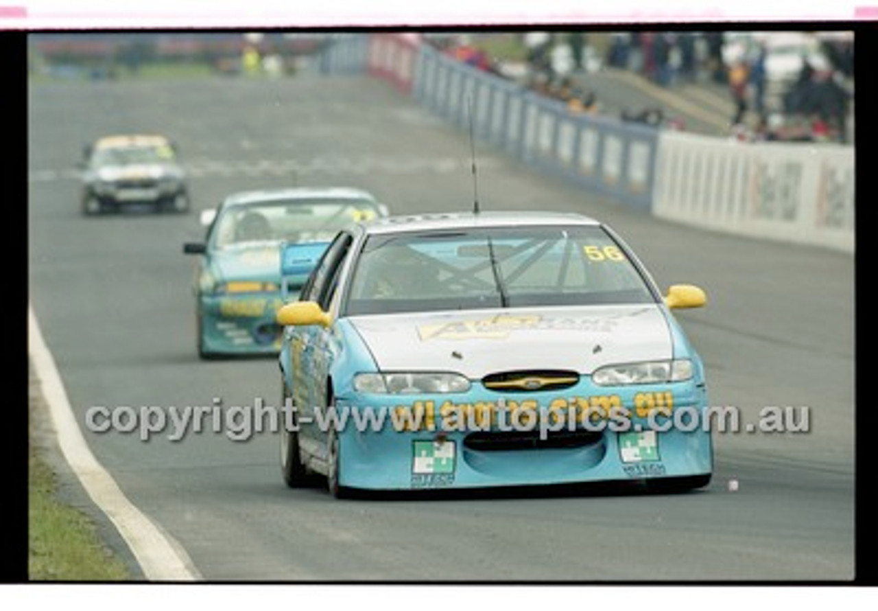 FIA 1000 Bathurst 19th November 2000 - Photographer Marshall Cass - Code 00-MC-B00-023