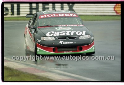 FIA 1000 Bathurst 19th November 2000 - Photographer Marshall Cass - Code 00-MC-B00-037