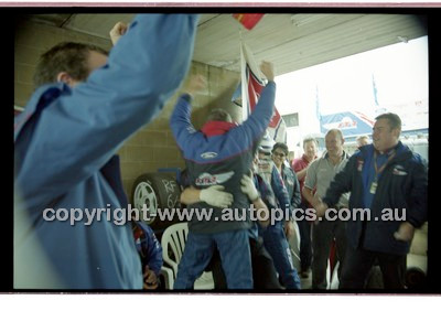 FIA 1000 Bathurst 19th November 2000 - Photographer Marshall Cass - Code 00-MC-B00-062