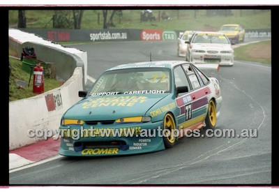 FIA 1000 Bathurst 19th November 2000 - Photographer Marshall Cass - Code 00-MC-B00-106