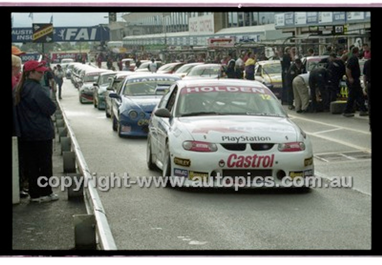 FIA 1000 Bathurst 19th November 2000 - Photographer Marshall Cass - Code 00-MC-B00-113