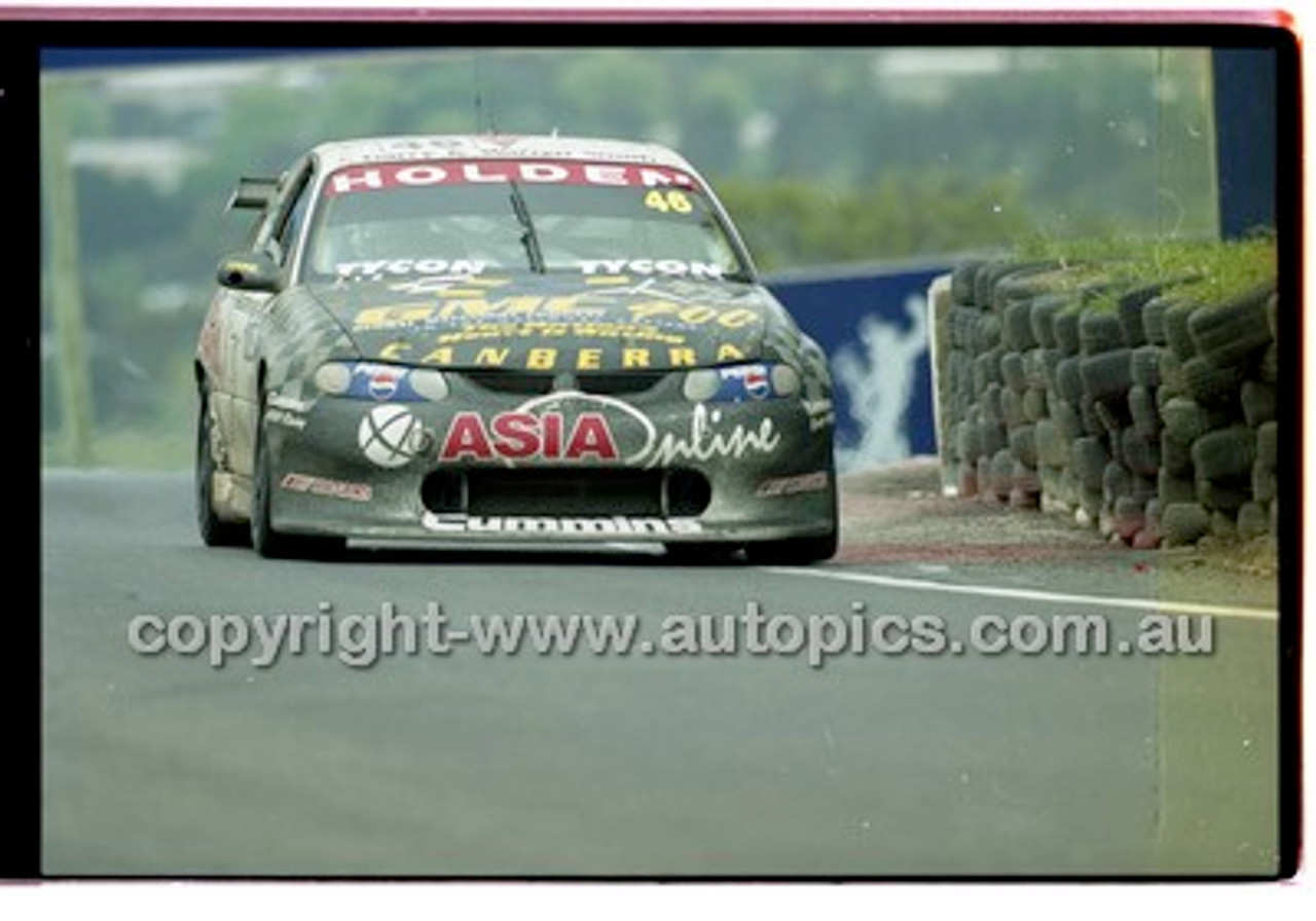 FIA 1000 Bathurst 19th November 2000 - Photographer Marshall Cass - Code 00-MC-B00-162