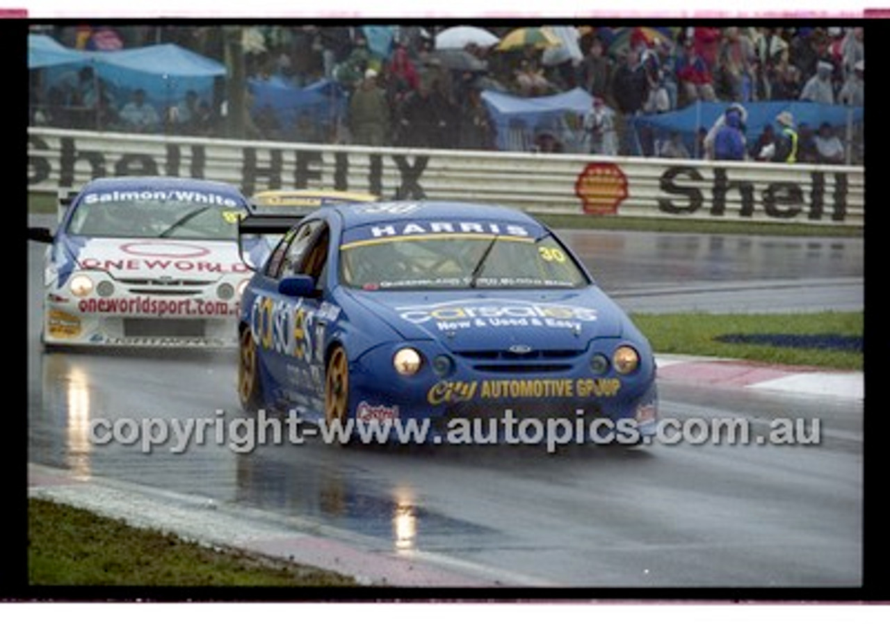 FIA 1000 Bathurst 19th November 2000 - Photographer Marshall Cass - Code 00-MC-B00-226