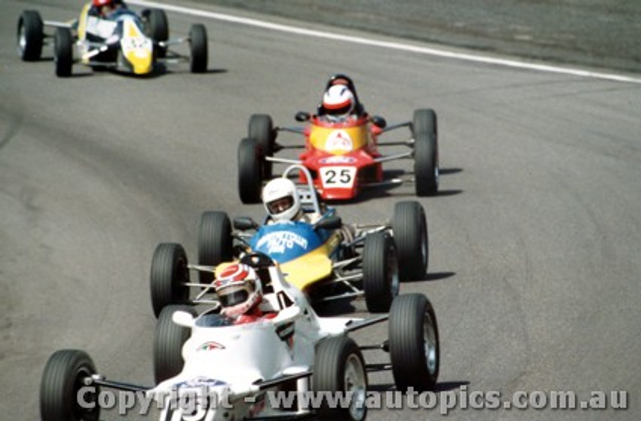 Formula Fords   -  Amaroo 1989