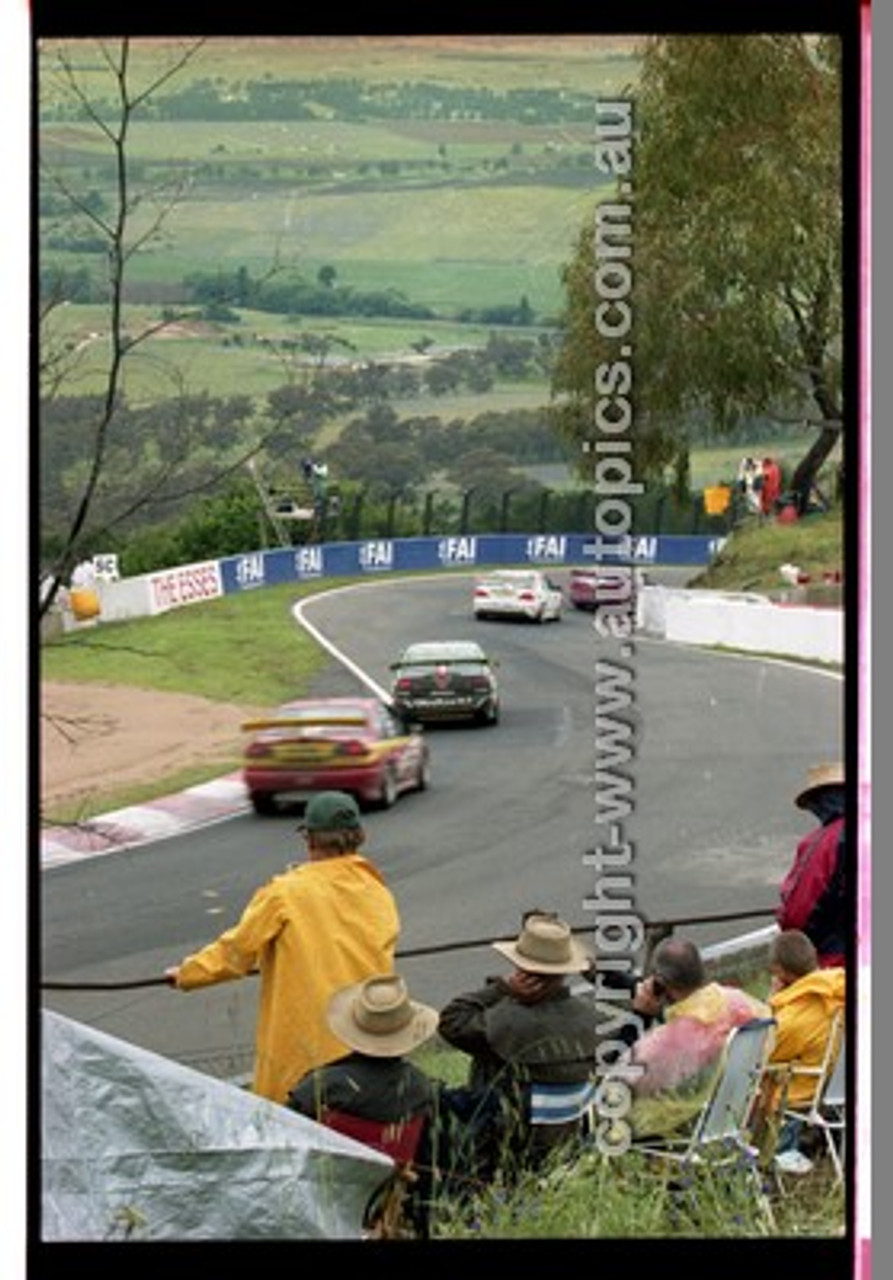FIA 1000 Bathurst 19th November 2000 - Photographer Marshall Cass - Code 00-MC-B00-265