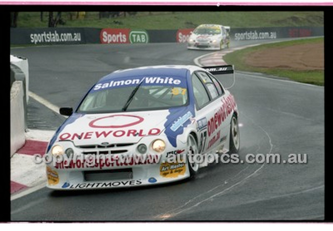 FIA 1000 Bathurst 19th November 2000 - Photographer Marshall Cass - Code 00-MC-B00-324