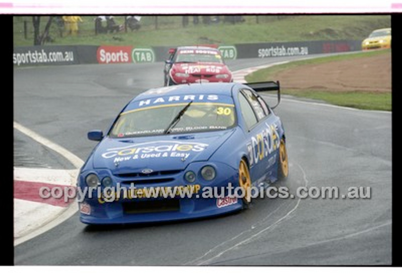 FIA 1000 Bathurst 19th November 2000 - Photographer Marshall Cass - Code 00-MC-B00-329