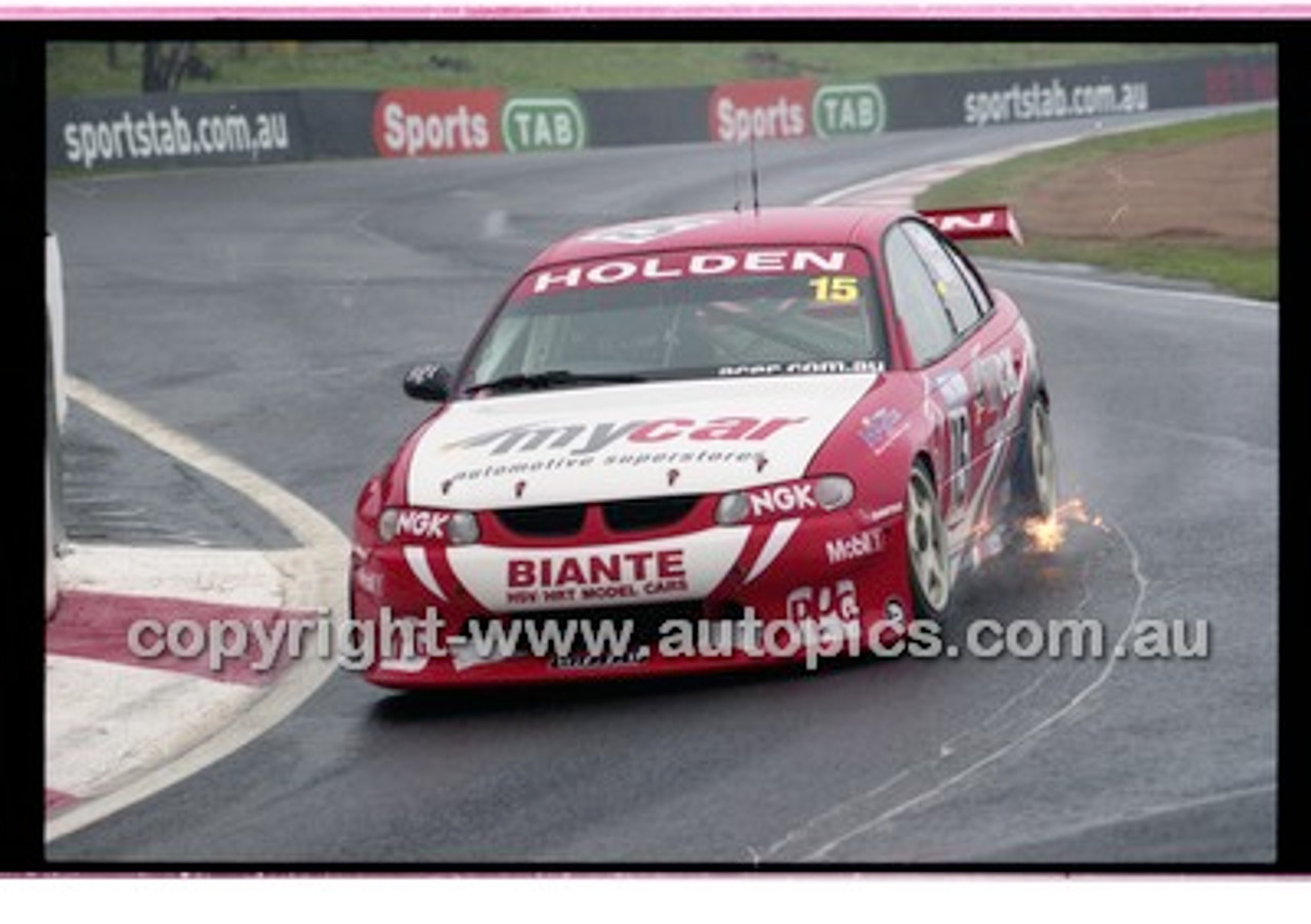 FIA 1000 Bathurst 19th November 2000 - Photographer Marshall Cass - Code 00-MC-B00-344